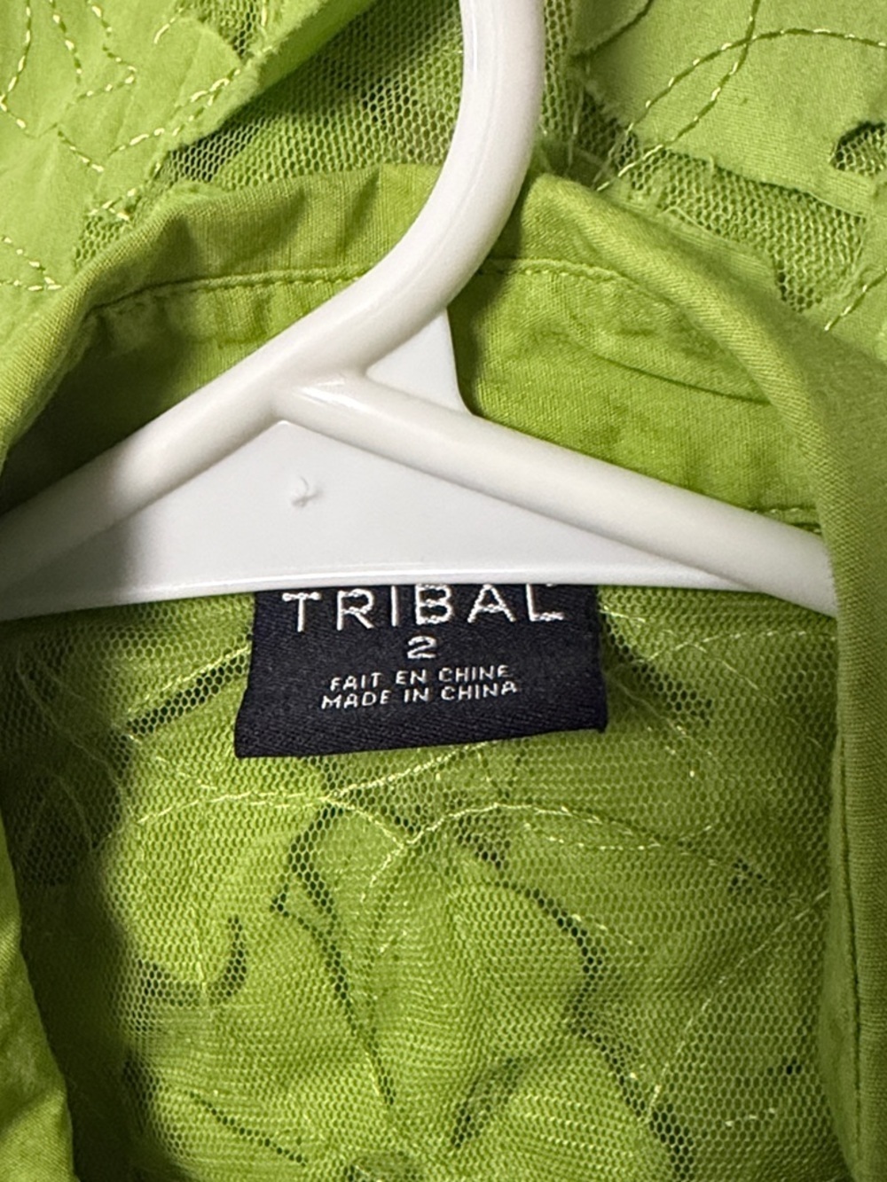 Tribal Lime Green Lace Overlay Sleeveless Button-Front Top - Picture 3 of 4